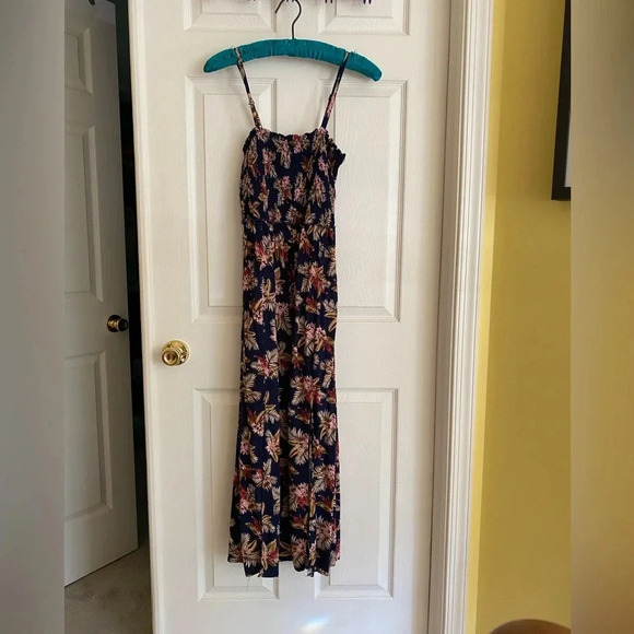 New Look Dresses & Skirts - New look floral maxi sundress open sides